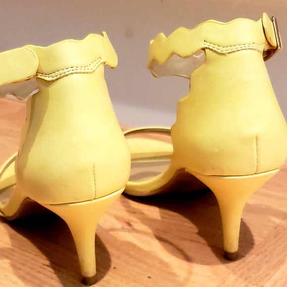 Chinese Laundry Ankle Strap Sandal - Picture 3 of 4